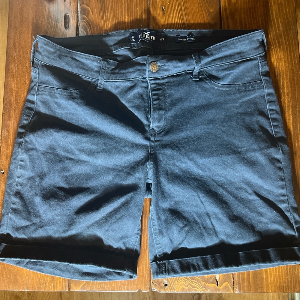 Hollister Women’s Navy Blue Shorts